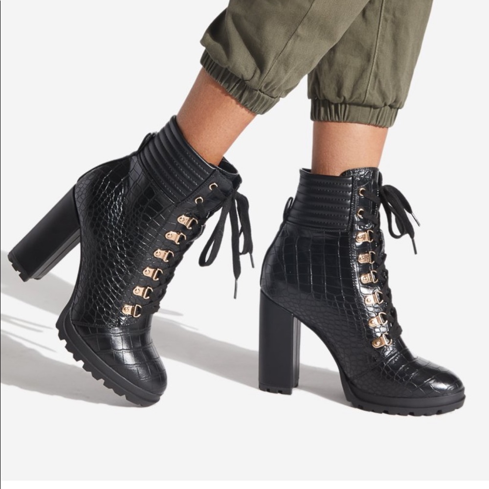 Black heeled booties NWT
